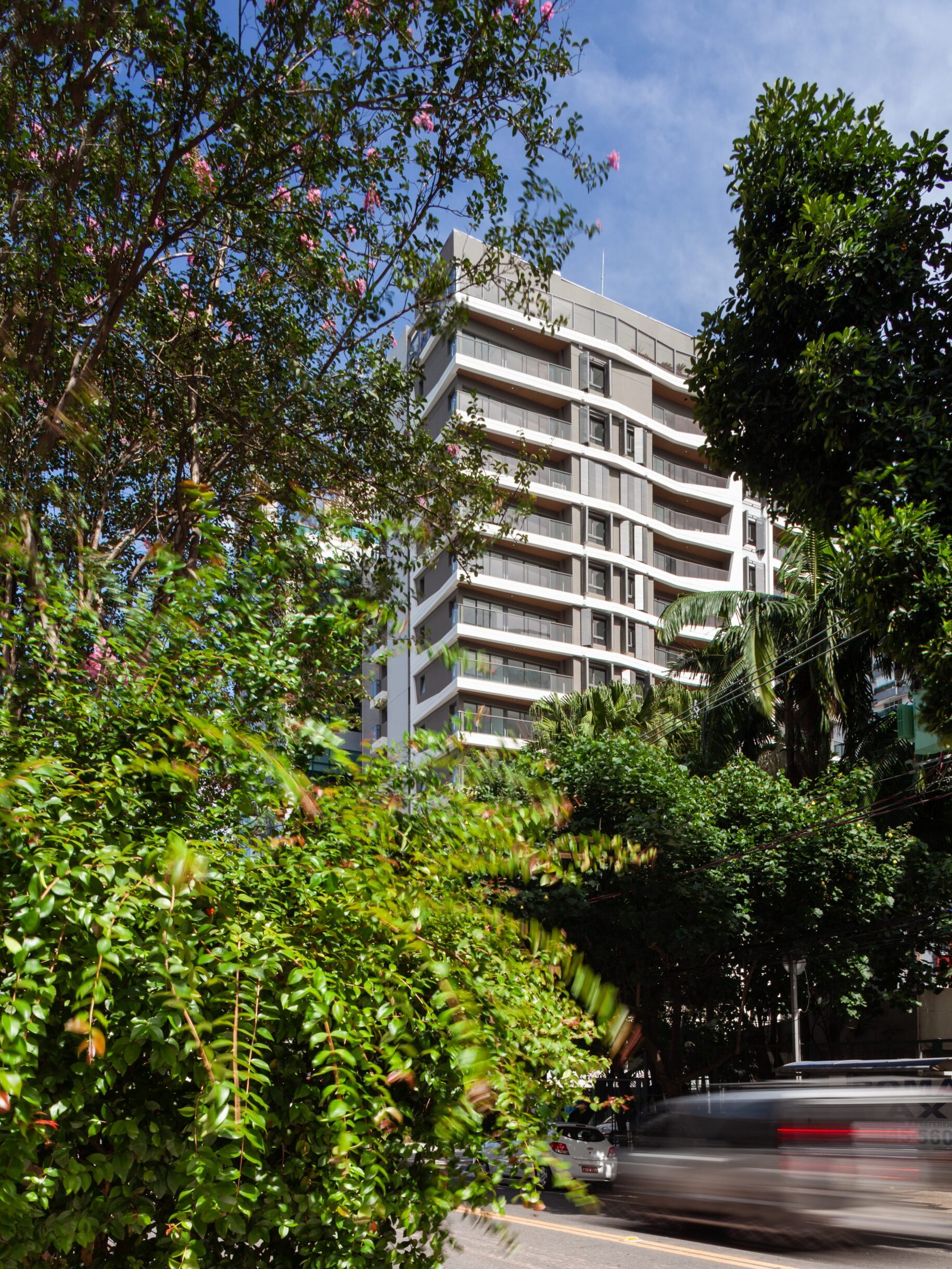 Empreendimento Inside Vila Nova, localizado na Rua Jacques Felix, São Paulo - SP. Projeto de arquitetura desenvolvido por IDE STUDIO