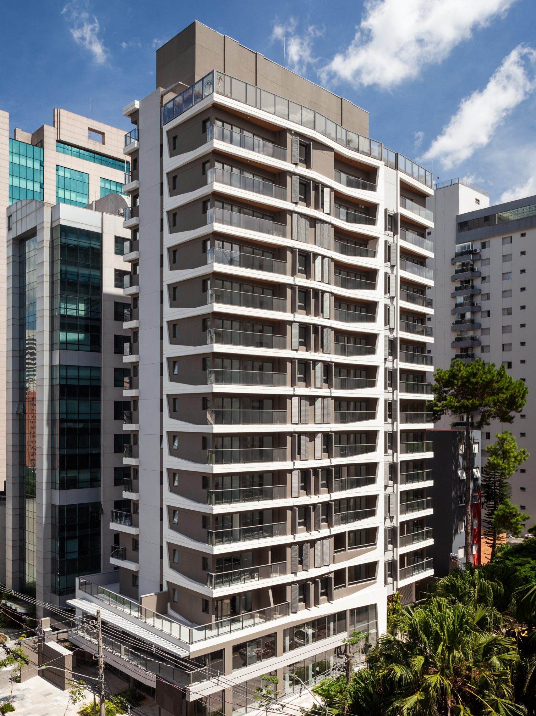 Empreendimento Inside Vila Nova, localizado na Rua Jacques Felix, São Paulo - SP. Projeto de arquitetura desenvolvido por IDE STUDIO